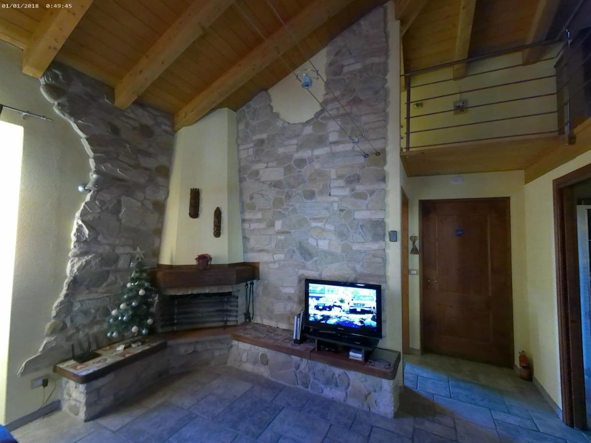 Tovo di Sant'AgataBormio, Stelvio & Bernina Areaアパートメント エクステリア 写真